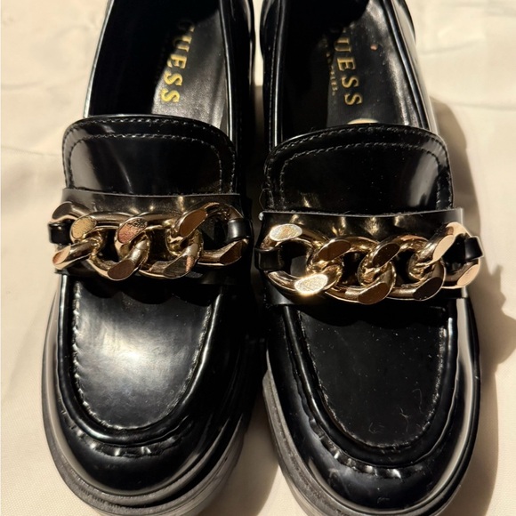 Guess platform Glossy Black Loafers with Chunky Gold Chain - Picture 8 of 8